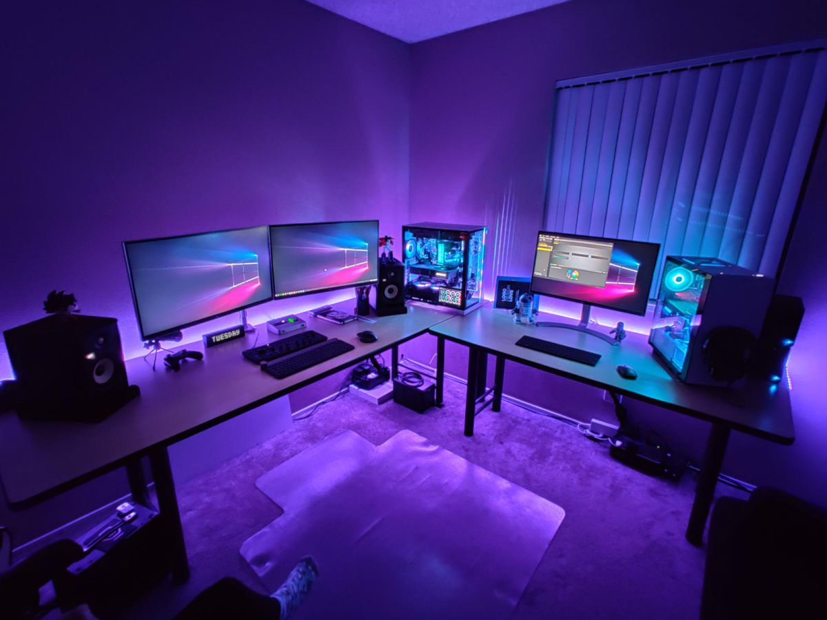 Modern Best Gaming Setup Pictures With Cozy Design